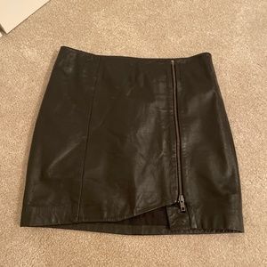 Leith Real Leather Mini Skirt with Front Zip in Black